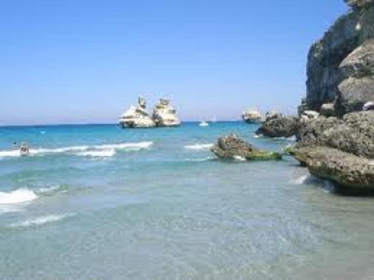 Bilocale A 50 Mt. Dalla Spiaggia 28 Torre dell'Orso Extérieur photo